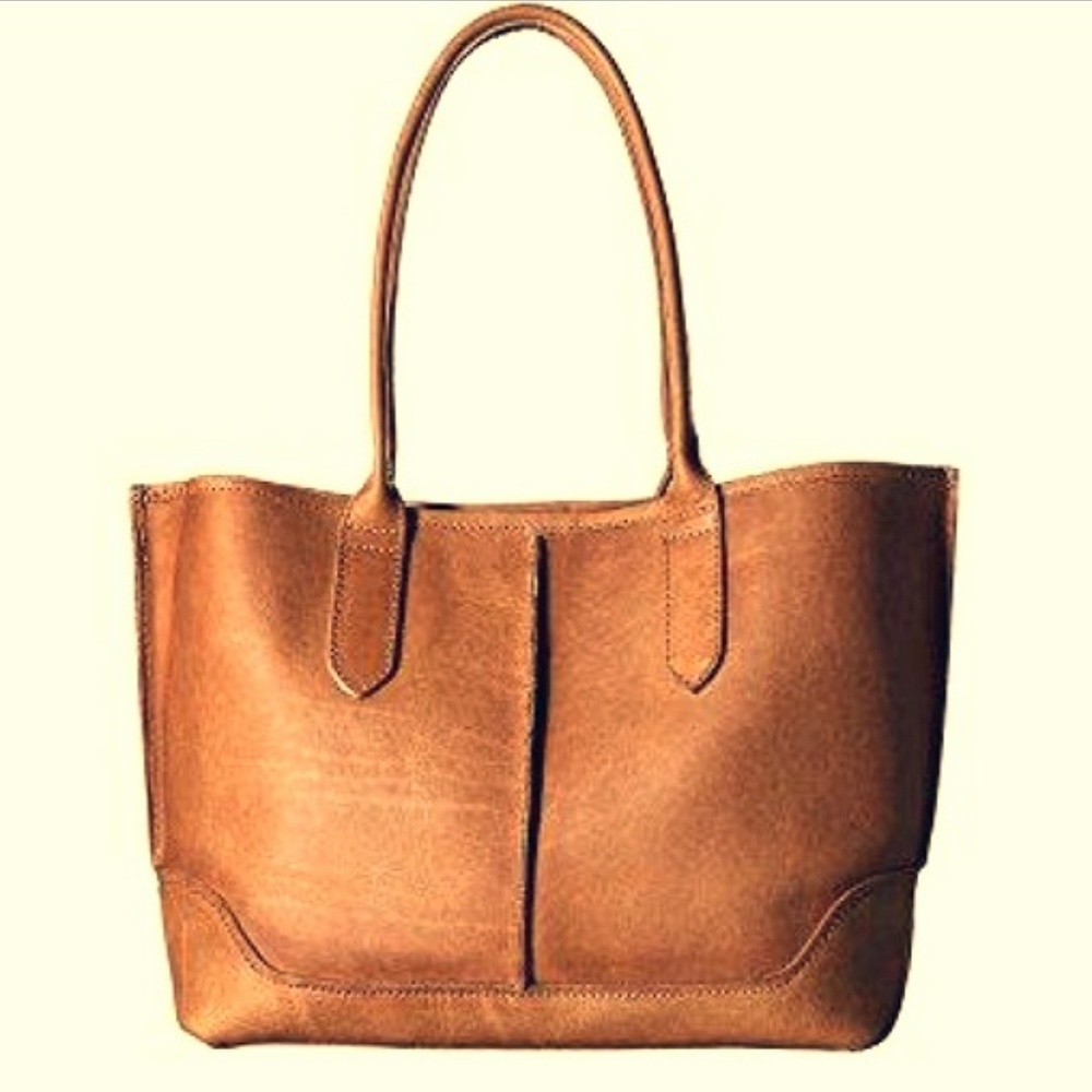 Frye Cara Tote Bag in Cognac